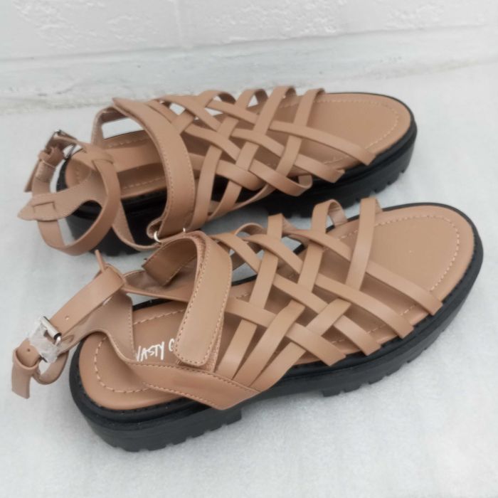 Новые женские босоножки-римлянки на высокой подошве  .