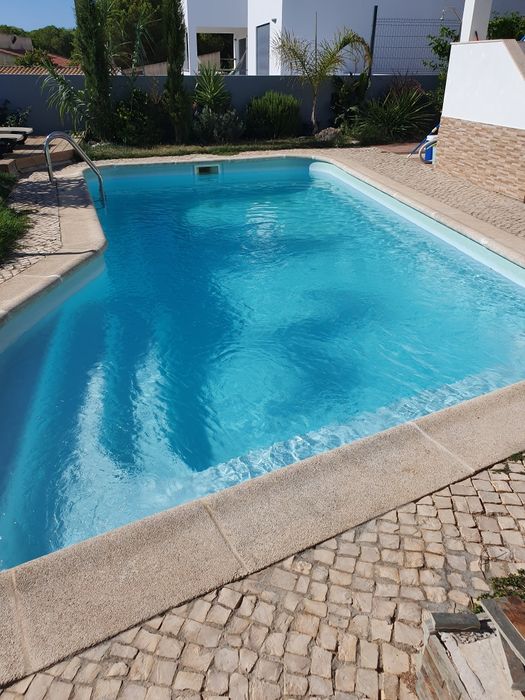 Vivenda V4 com piscina privada em Carvoeiro