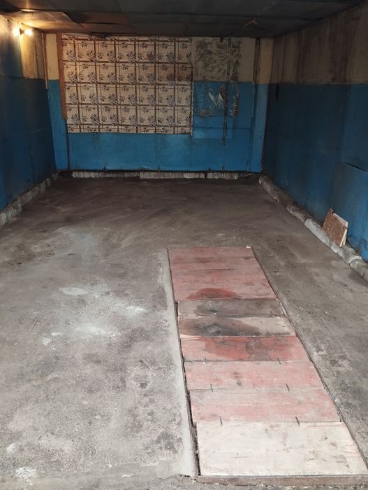 Гараж металевий автокооператив "Політ"