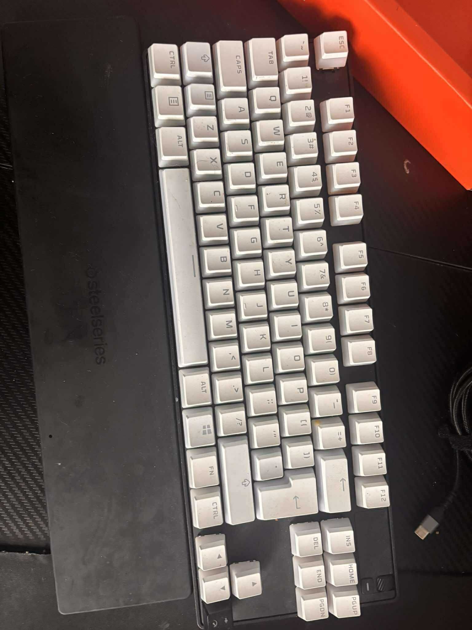 Klawiatura gamingowa steelseries APEX PRO TKL WIRELESS