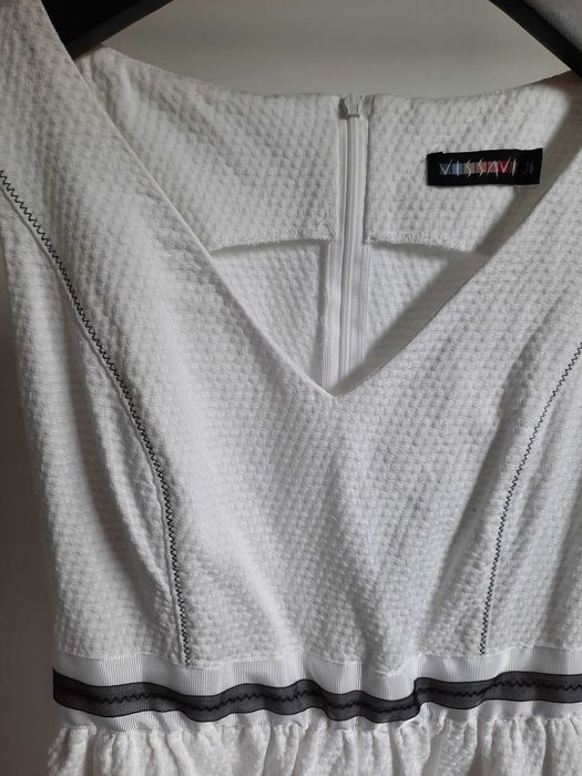 Sukienka elegancka biała 34-36