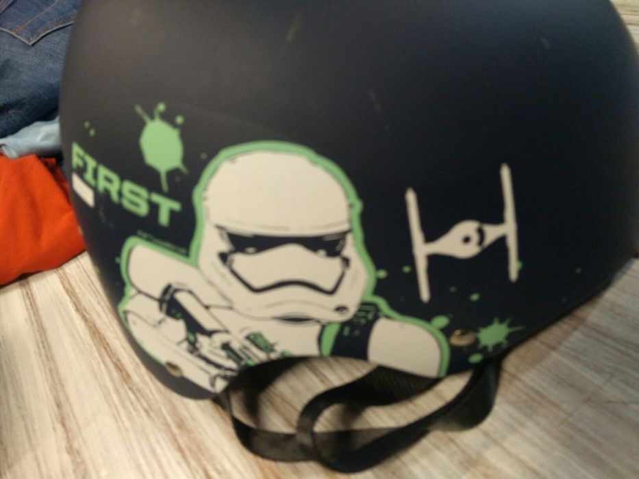 Kask sportowy Seven Polska Star Wars.