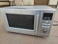 Mikrofalówka niemiecka z funkcją grilla 1300W