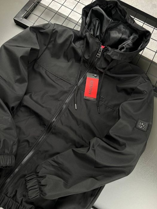 Куртка вітровка HUGO