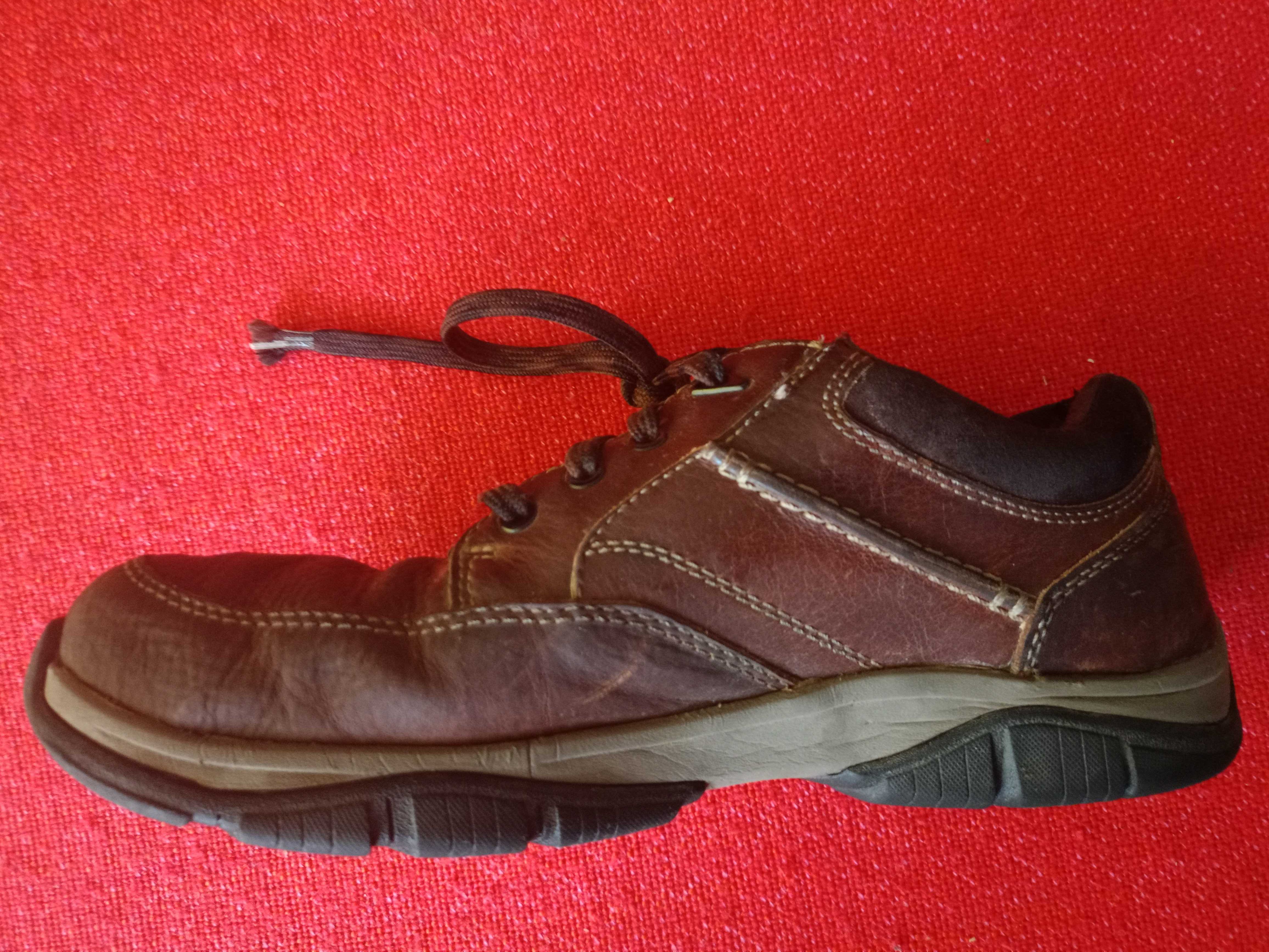 CLARKS EST 1825 Plus Gore Tex roz. 43 27,5cm Skóra Stan Dobry Okazja