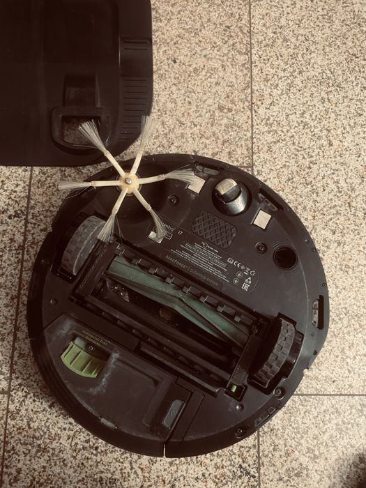 Roomba i7 uszkodzona
