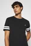 T-shirt czarny z bawełny Pier One M