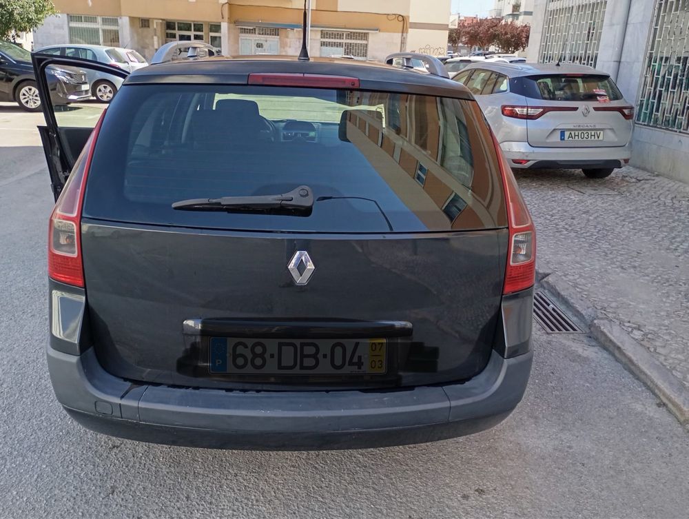 Vendo carro  Renault Megane