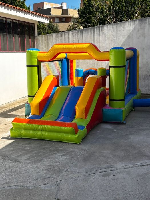 Aluguer de insuflável