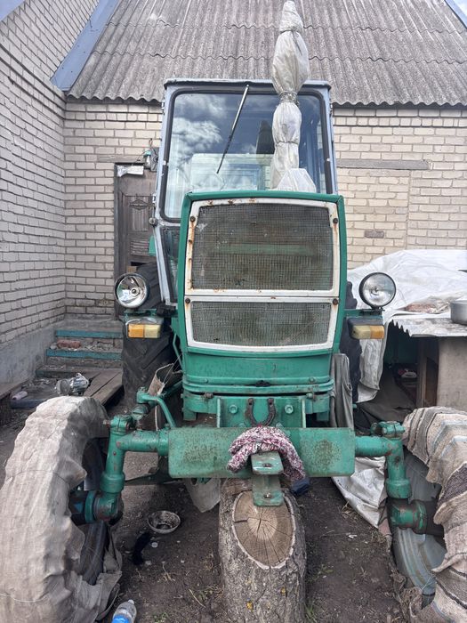 Продам трактор, та оприскувач