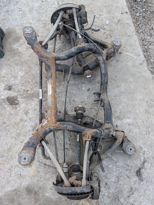 Задній підрамник, Задня балка Volkswagen Touareg 1 7L0 500 041