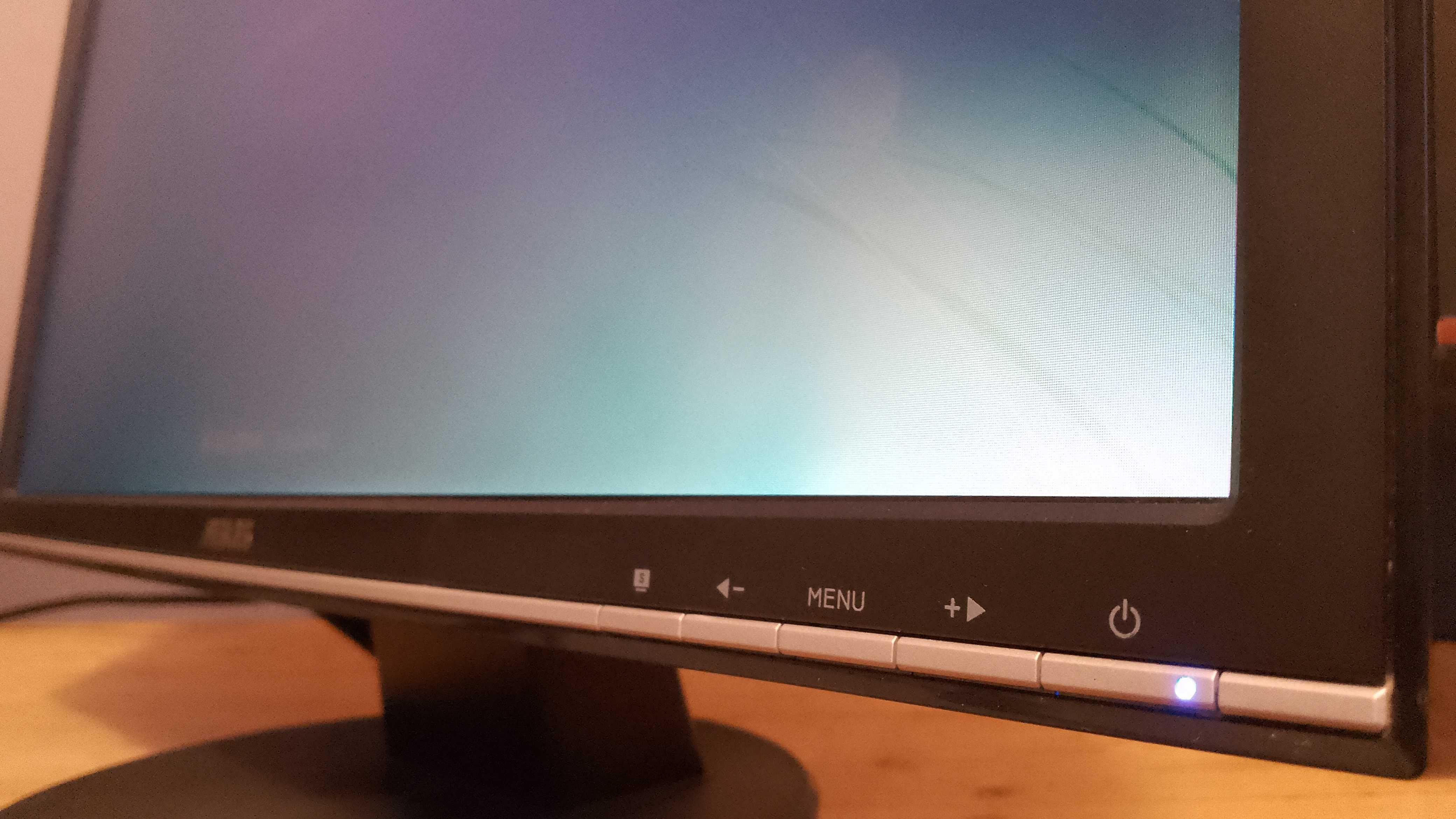 monitor 22'' 1680x1050 Asus VW226D VGA D-Sub