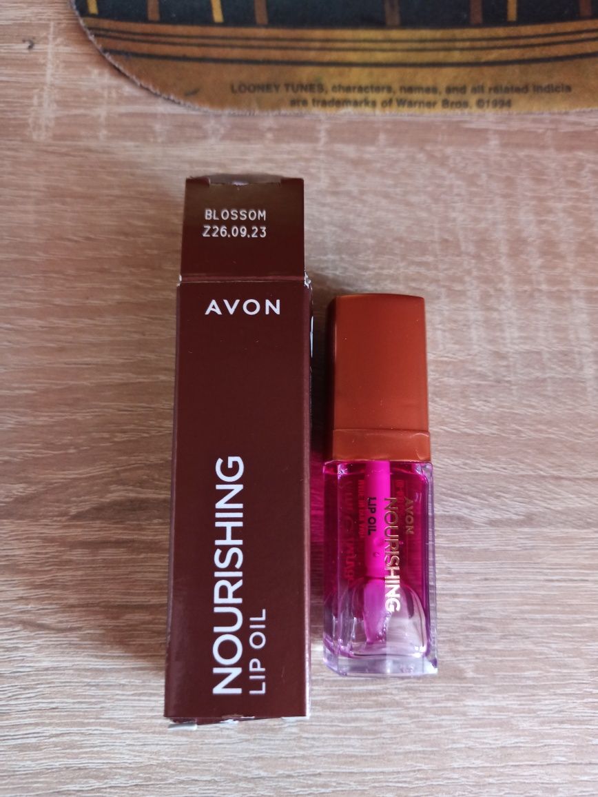 Avon - Olejek do ust - BLOSSOM - nowy