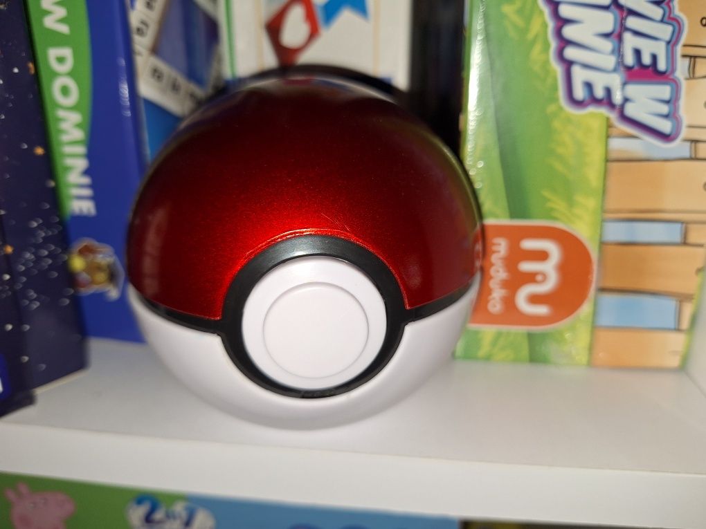 Pokeball interaktywny,  zgaduje pokemony