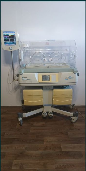 Inkubator noworodkowy