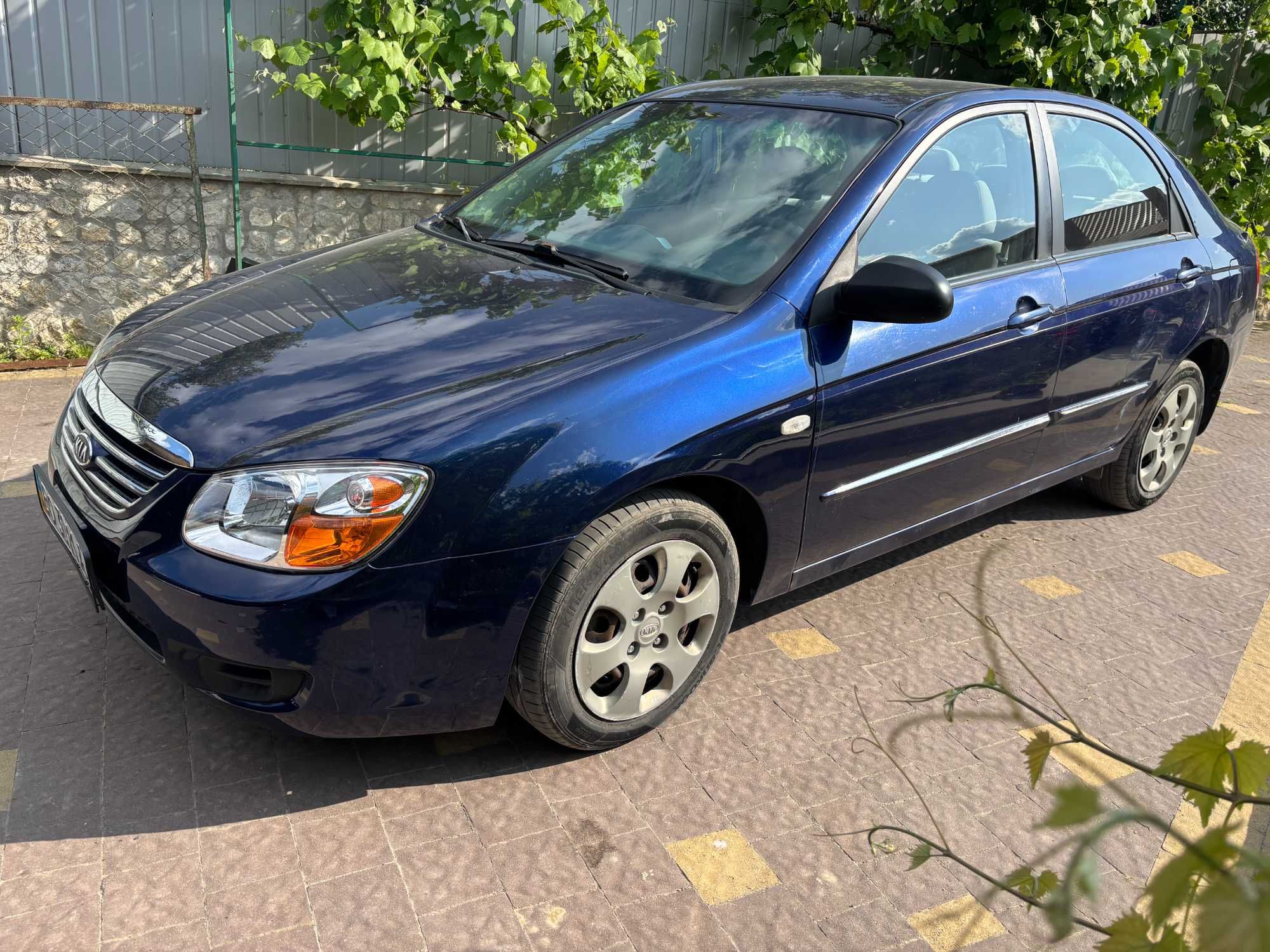 автомобіль КІА CERATO