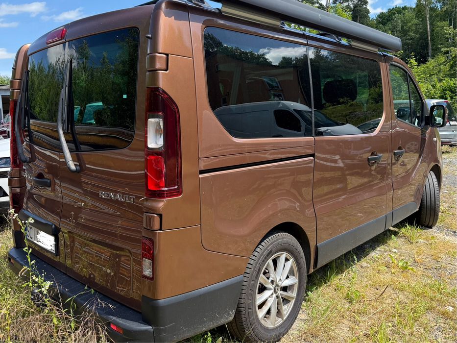 Renault Trafic 3 III 8 osób kamper