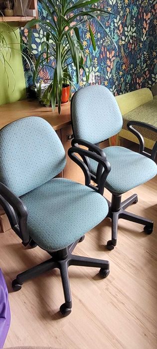 Fotel młodzieżowy do biurka