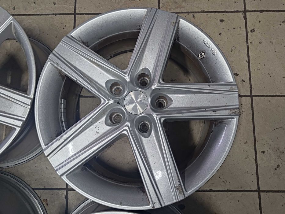 Felgi aluminiowe Aluett 32757 7.5" x 17" 5x120 ET 45