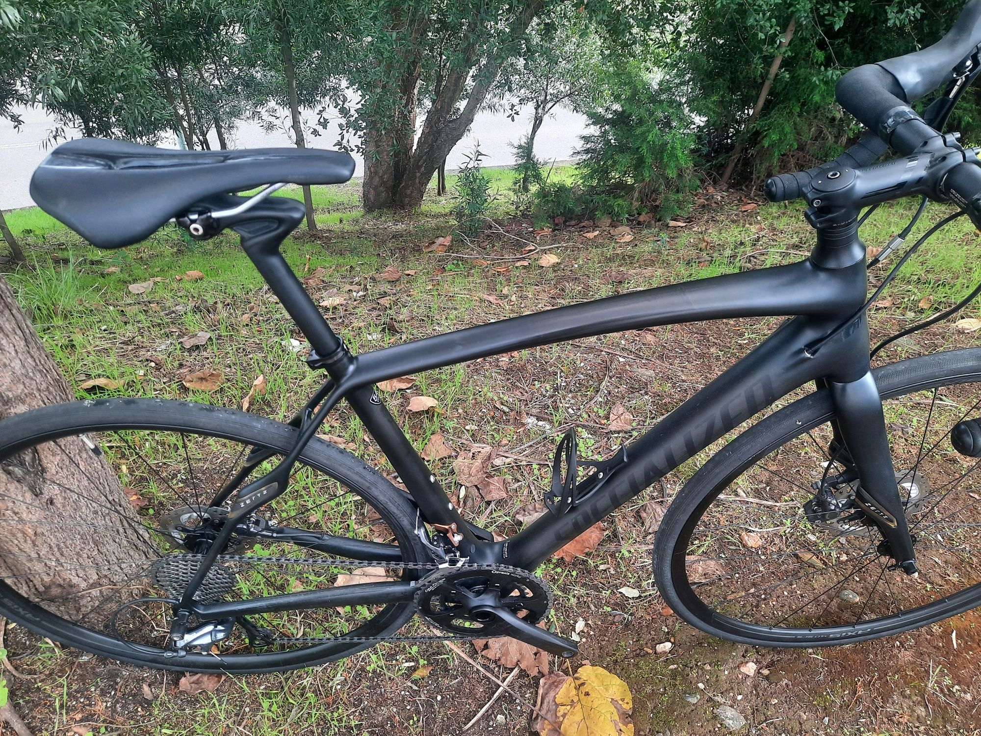 Specialized roubaix de carbono m