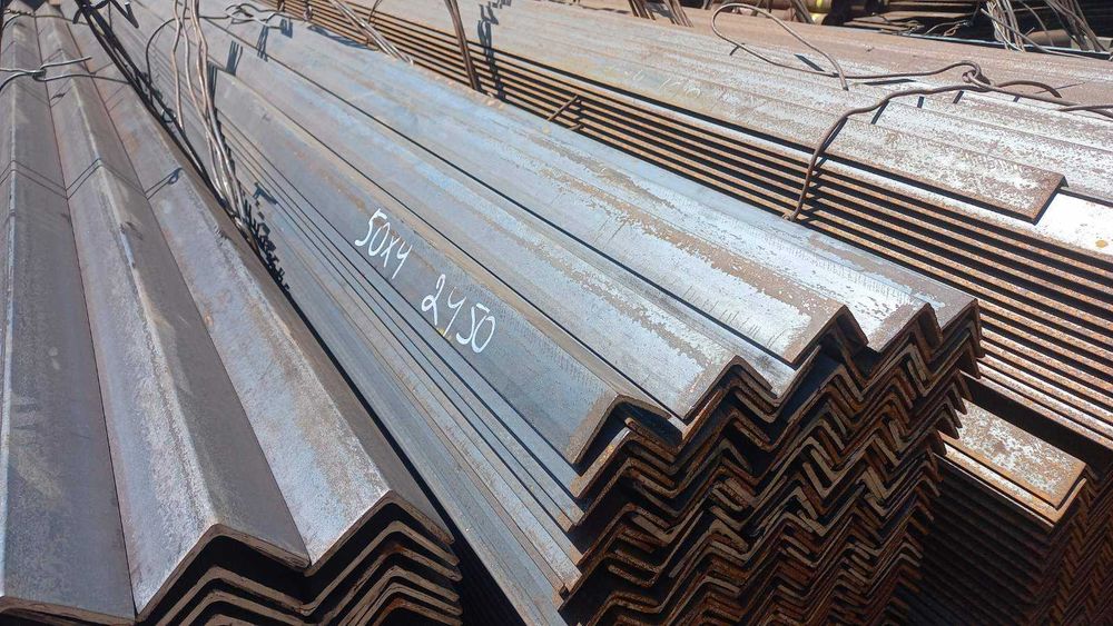 Продам кутник новий