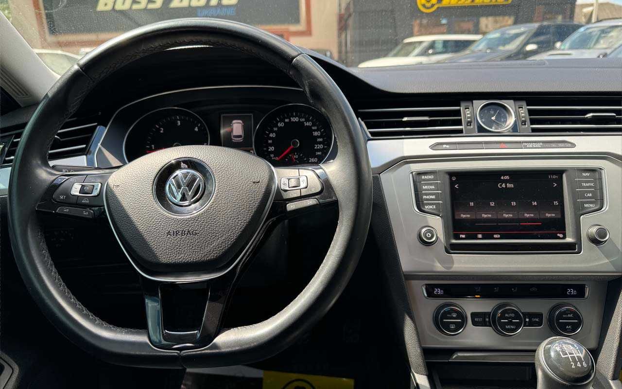 Volkswagen Passat 2015