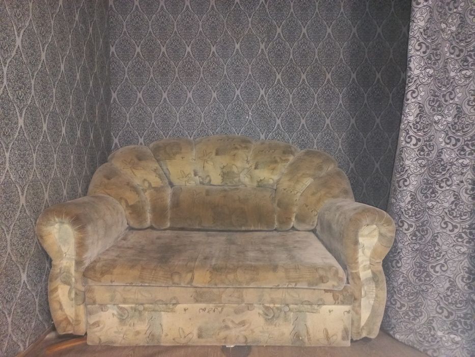 Продам диван малютка