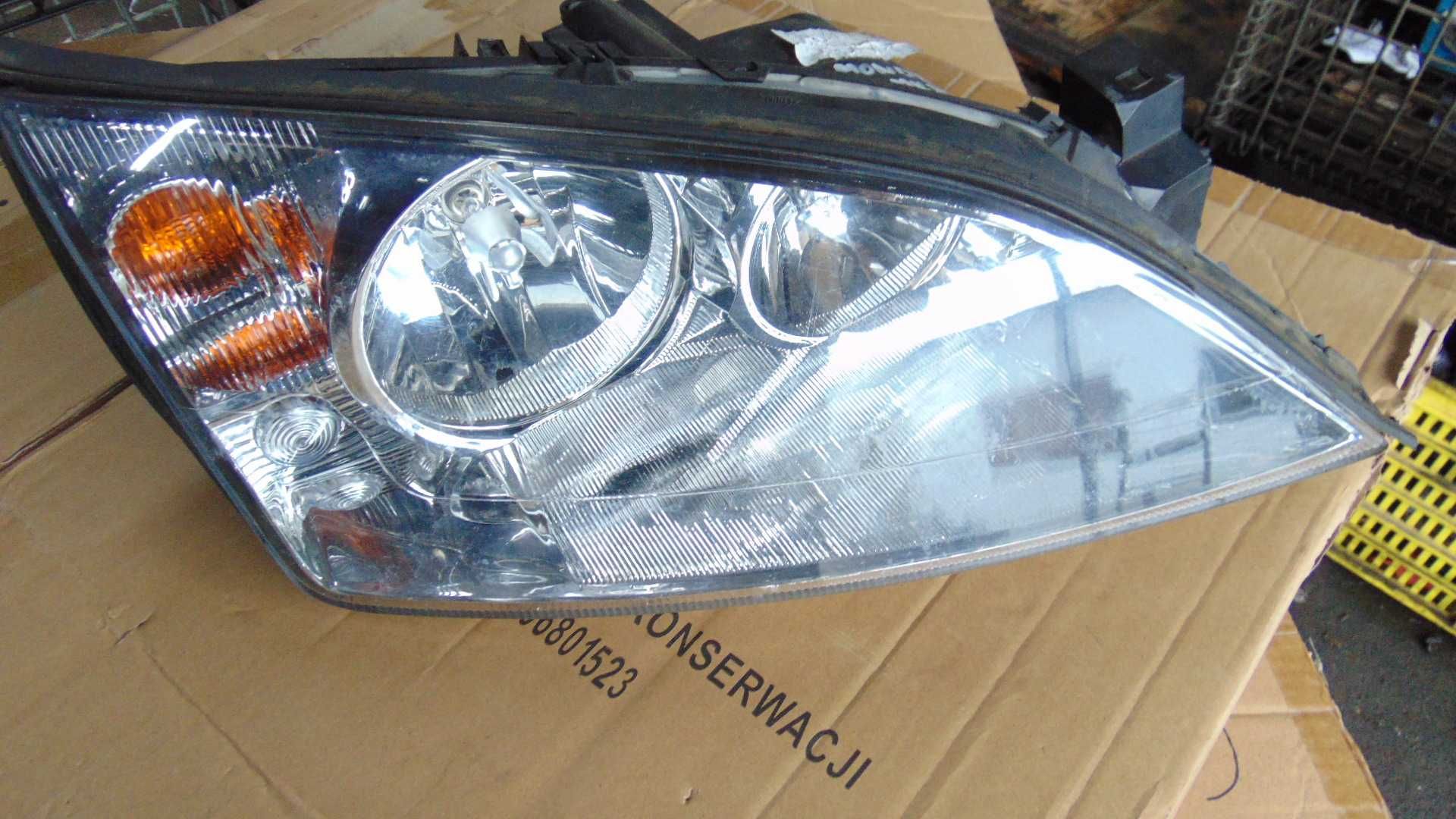 Lut4 Lampa prawa przednia prawy przód ford mondeo mk3 wysyłka