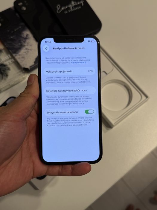 IPhone 12 64 gb + etui