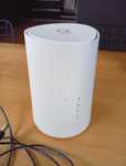 Router HH71VM wraz z zasilaczem