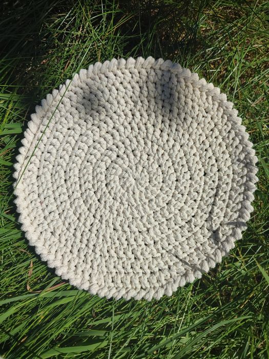 Podkładka biała kremowa makrama bawełna 21 cm