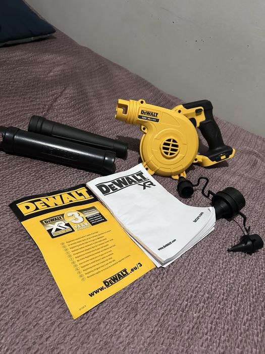 DeWalt XR DCV100