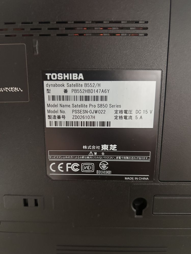 Laptop TOSHIBA s850