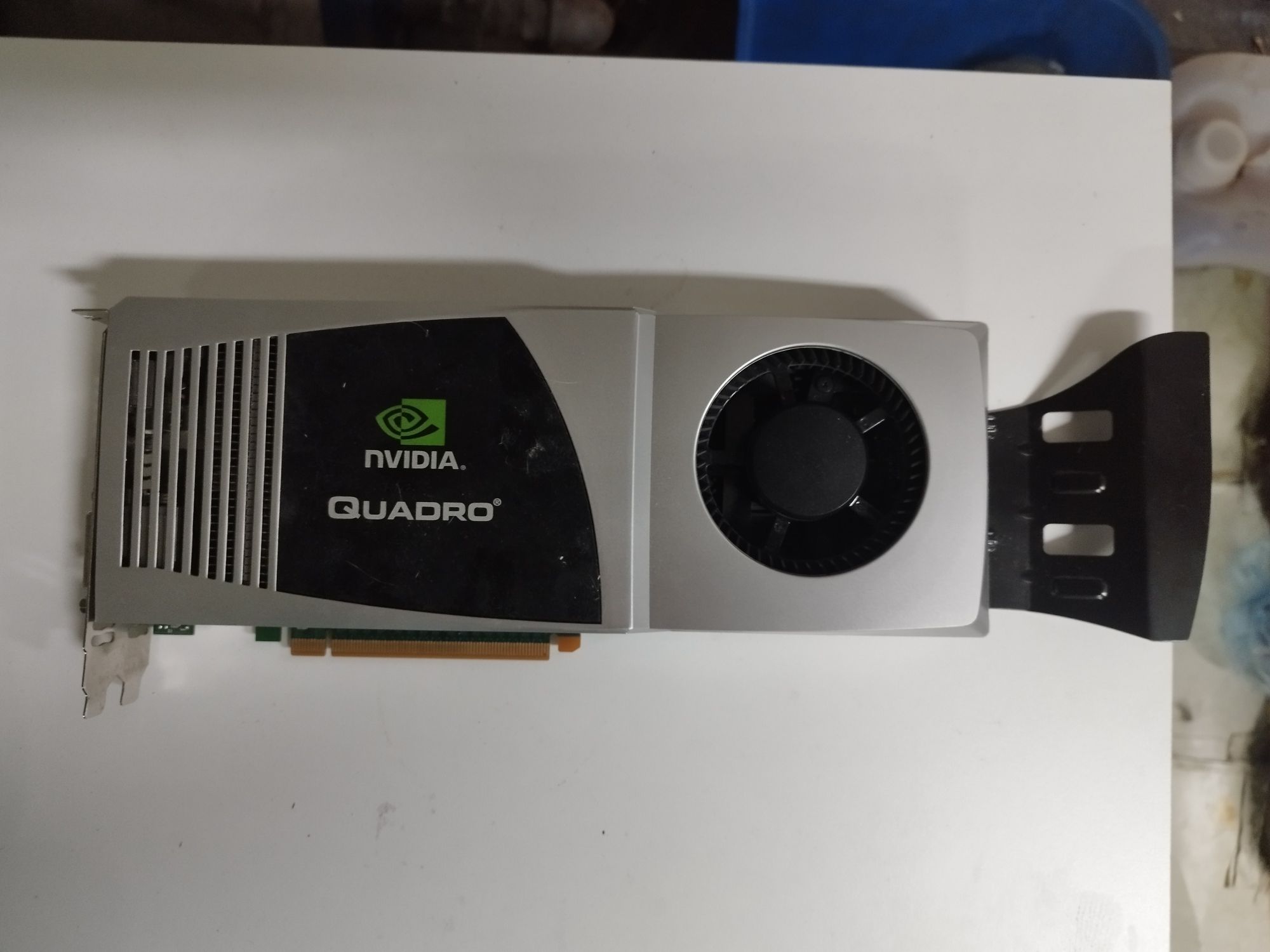 Karta graficzna NVIDIA fx5800