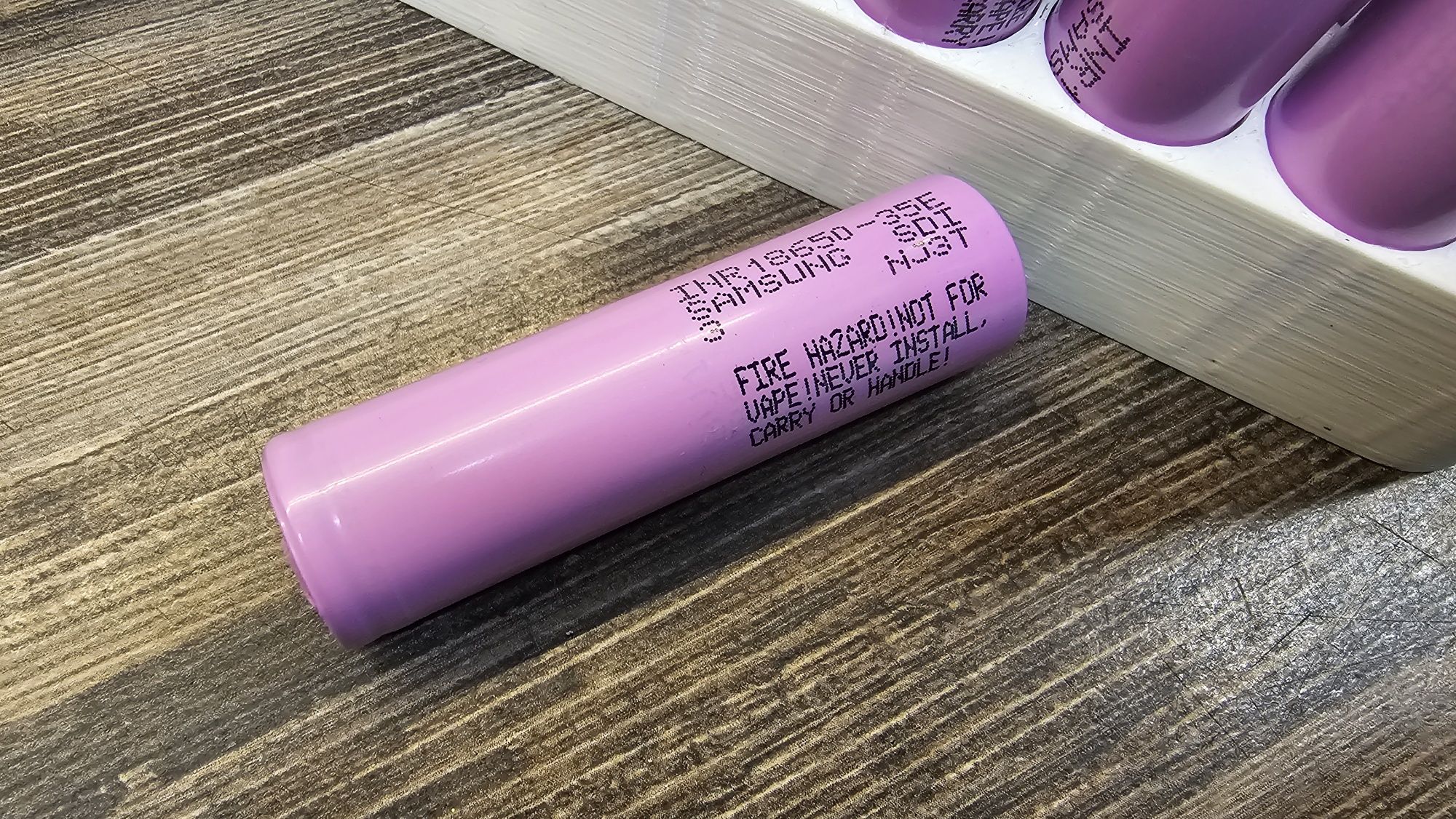 Samsung 35e 18650 Ogniwa akumulatory 3500mah INR18650. 35e