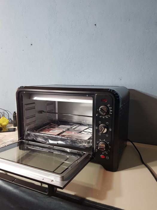 Nowy Piekarnik Moulinex  39 l czarny