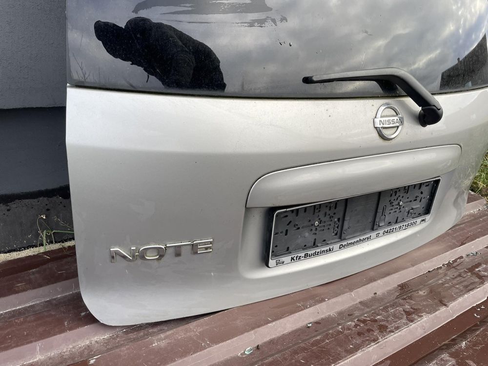 Ляда Кришка Багажника Нісан Ноте Nissan Note 2006-2013