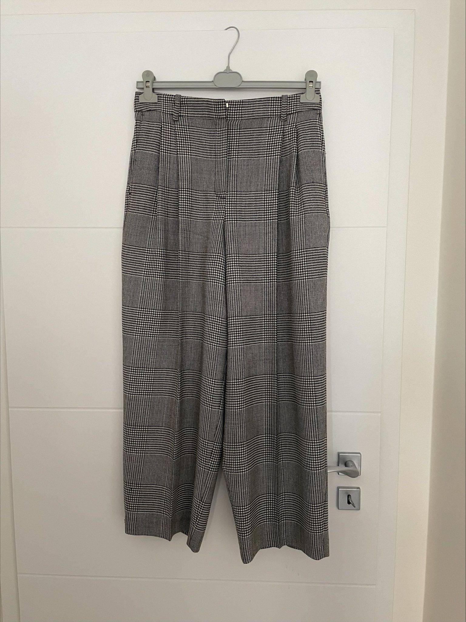 Massimo Dutti spodnie w kratę typu kuloty  z wełny, rozmiar 40