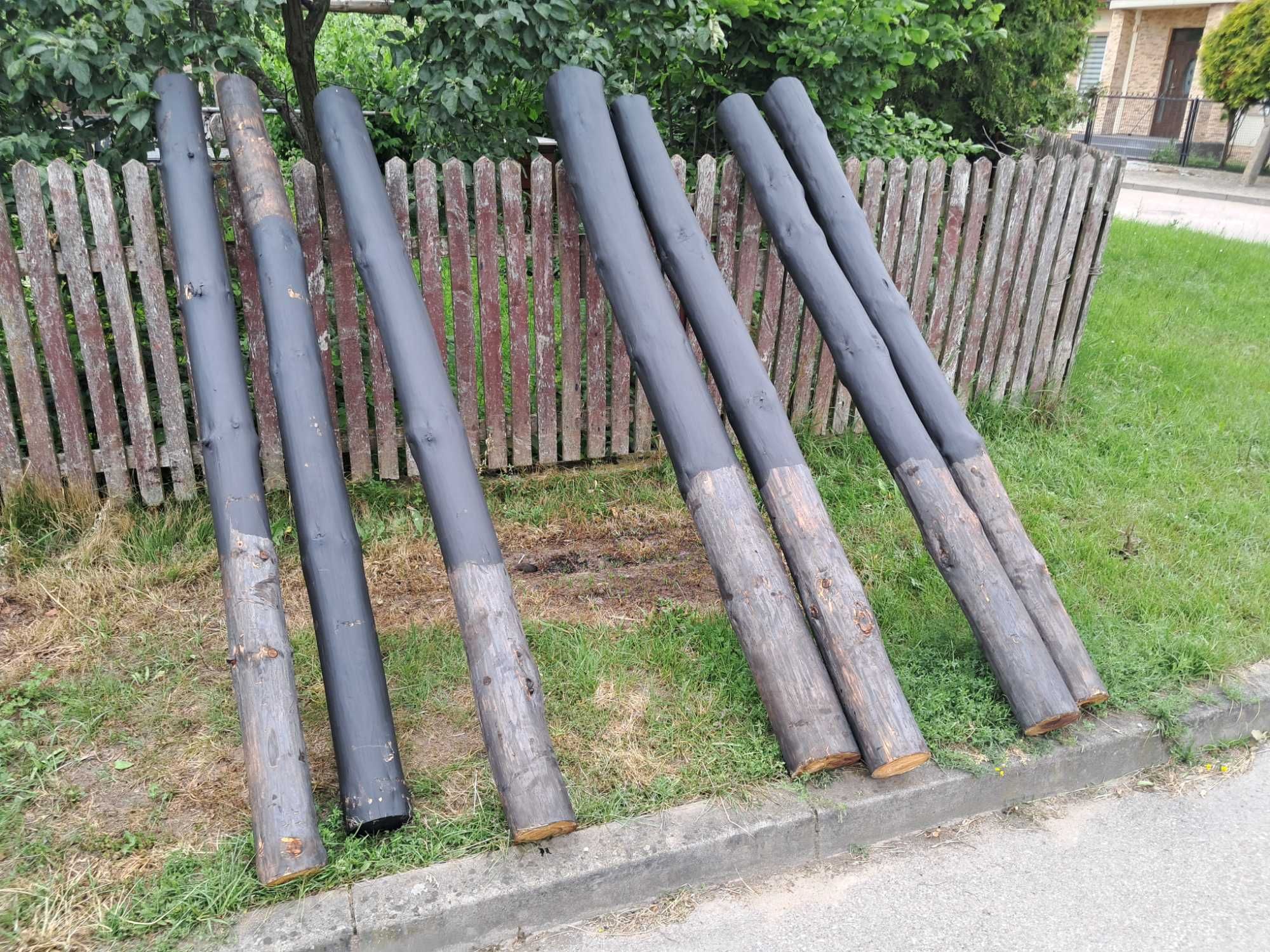 Słupki ogrodzeniowe sosnowe 2.5m