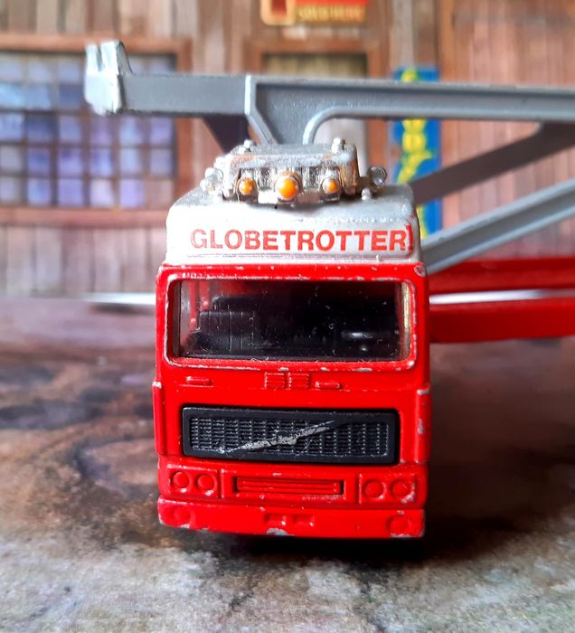 Volvo Car Transporter Corgi Juniors