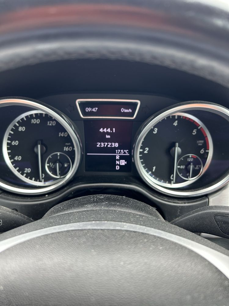 Mercedes ML350 bluetec V6 3.0d Anglik