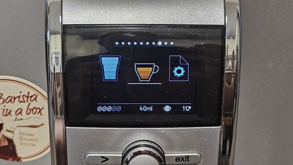 Продам еспресо-кавоварку Nivona 842.