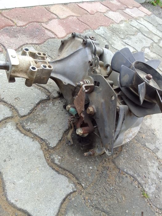 Skrzynia hydrostatyka Husqvarna Cth 220 do regeneracji