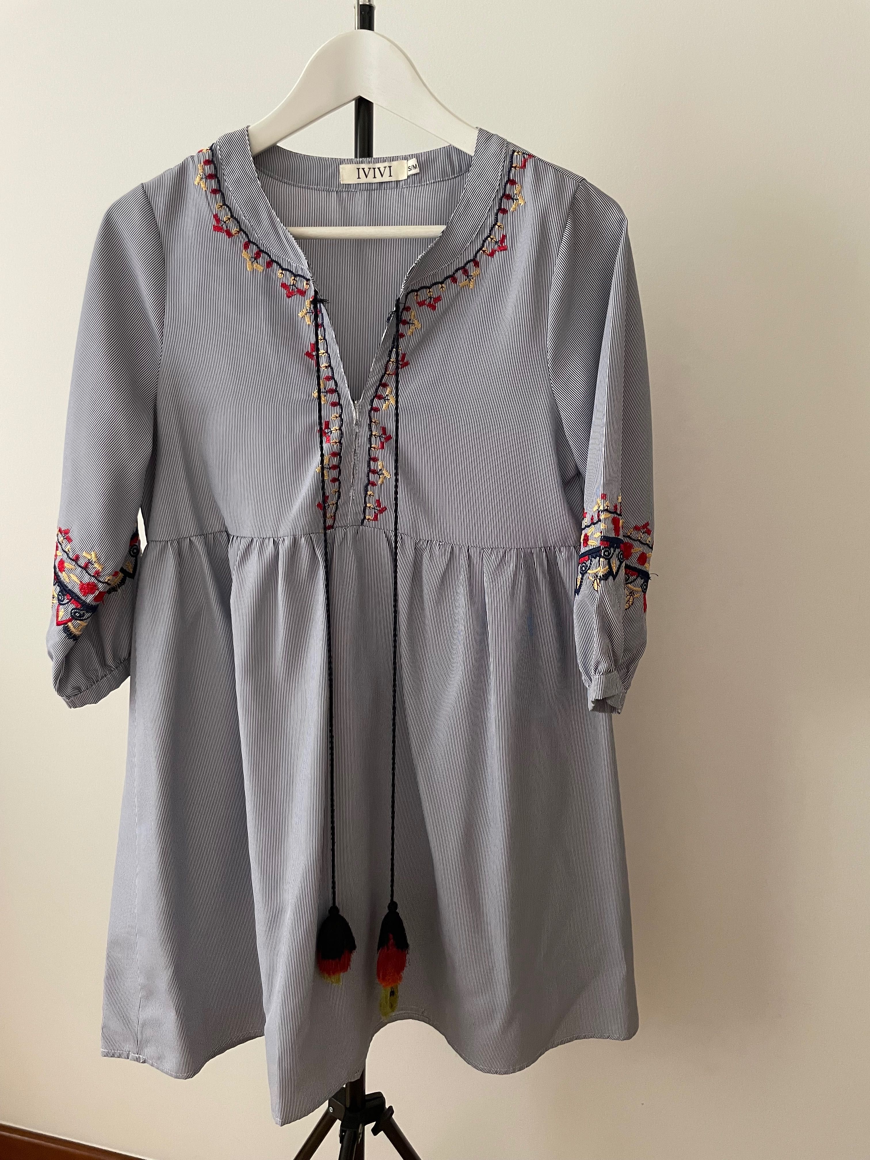 Vestido curto azul