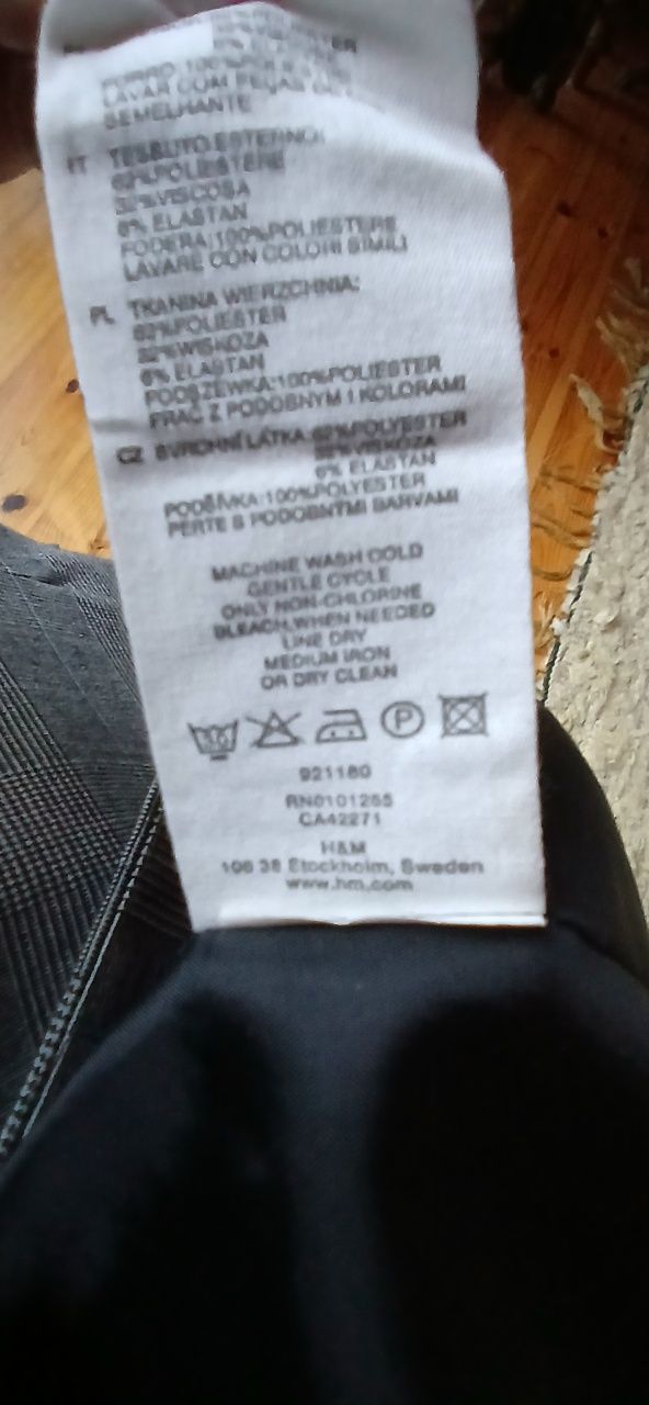 Żakiet HM 42 w drobną kratkę