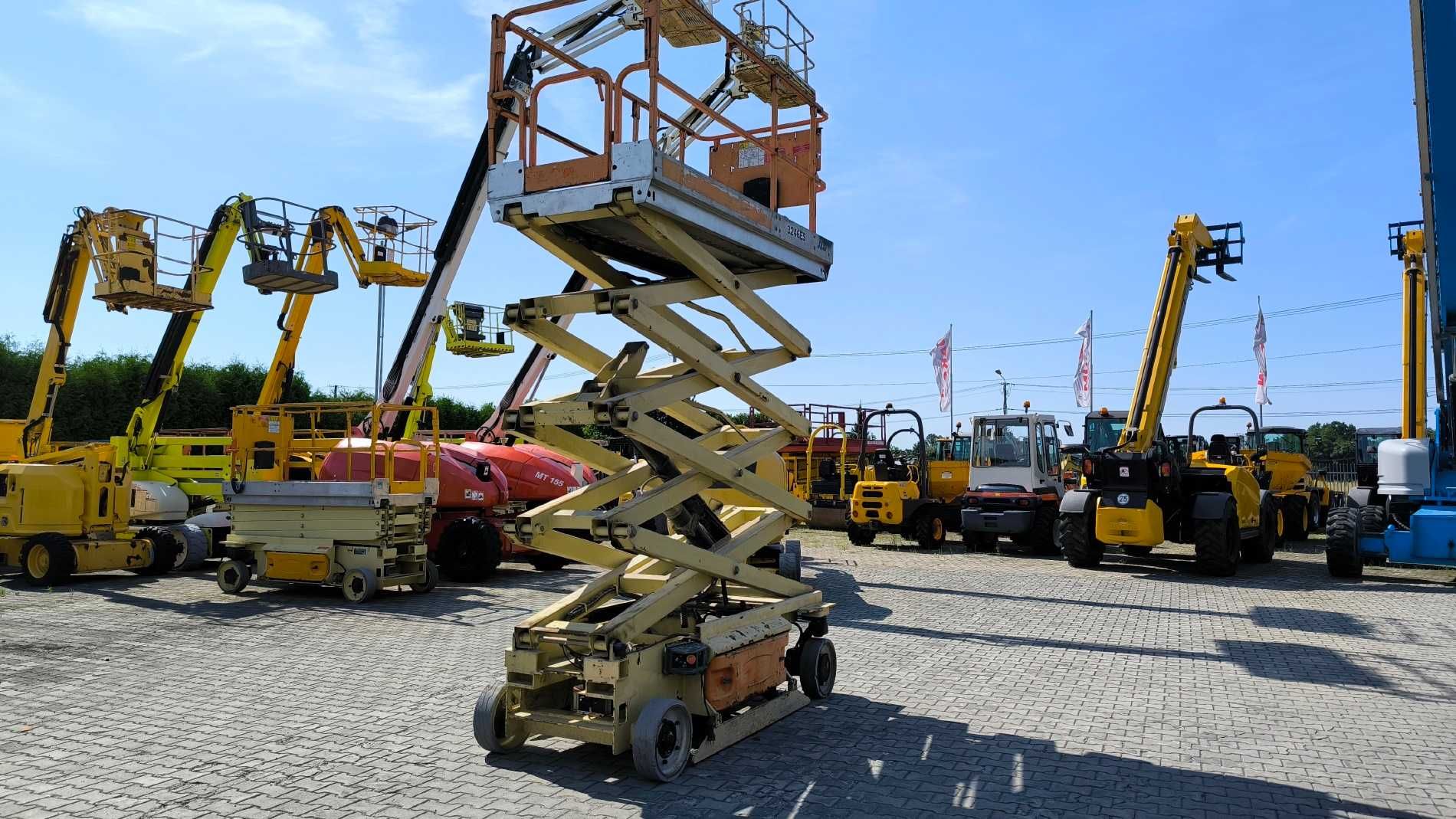 Podnośnik nożycowy JLG 3246 ES rok 2007 cena brutto
