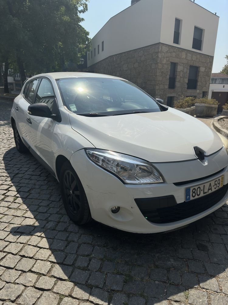 Megane 3 comercial