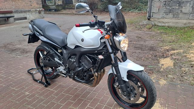 Yamaha fz6n 2008r 33tys przebiegu idealny stan prywatnie