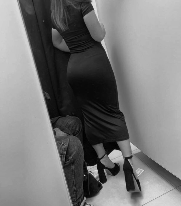 Шикарна сукня, нова одягнена раз, без дефектів