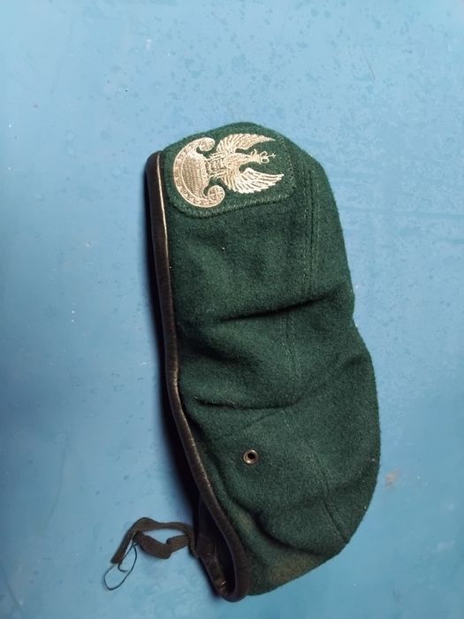 Beret wojskowy zielony rozmiar 58 + buty 44